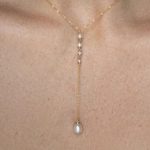 Ponadczasowa elegancja pereł: Delikatny naszyjnik typu Y
