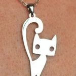 Srebrny Naszyjnik Uroczy Kotek z Zakręconym Ogonkiem